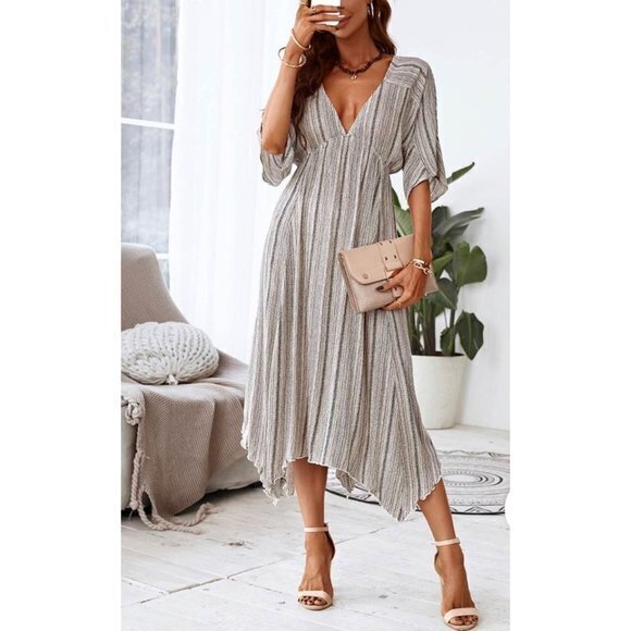 Cupshe  Plunging Striped Summer Flowy Midi Dress Size Large - Picture 1 of 16